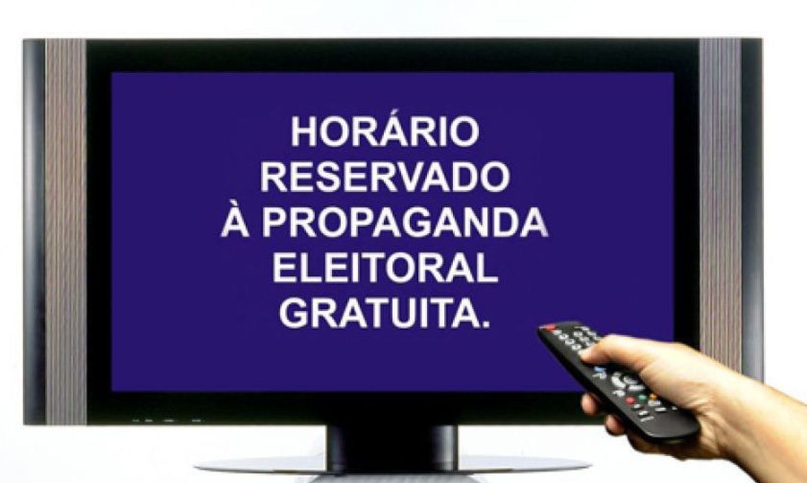 Propaganda eleitoral no rádio e TV só pode ser feita até hoje